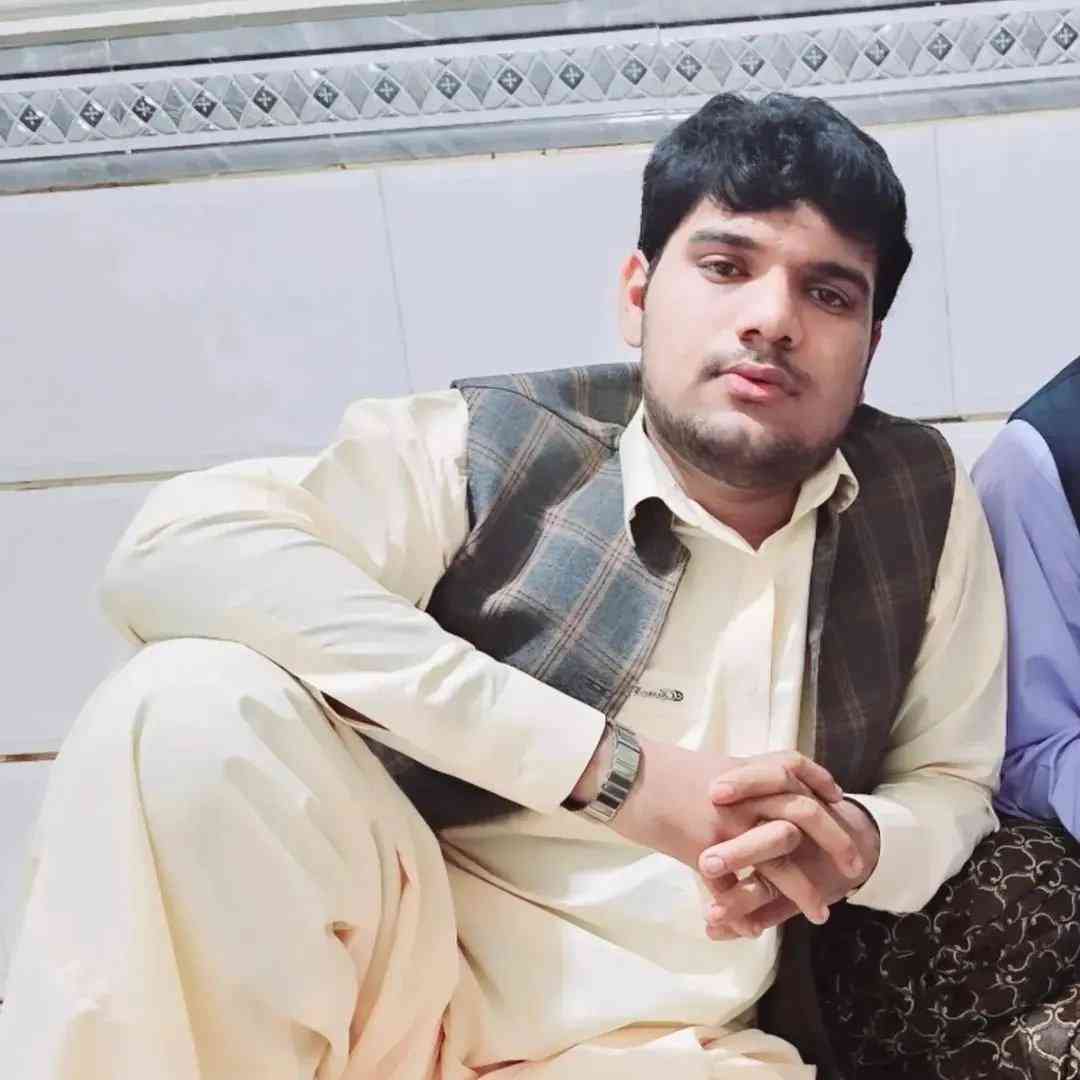 پوریا منصوری اسپند