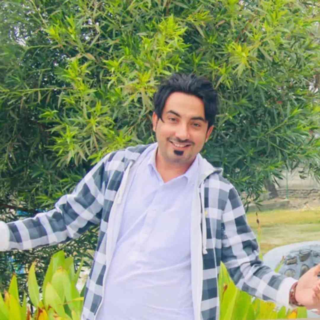 داوود بایگان گو من نبی
