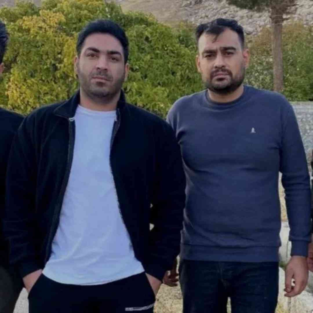 روح الله کرمی مگه صد بار نگفتم نرو تنها میشی