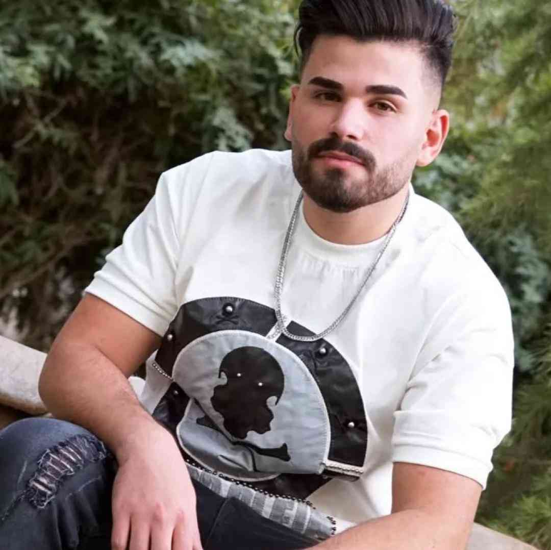 مروان قنبری دهه هشتادی