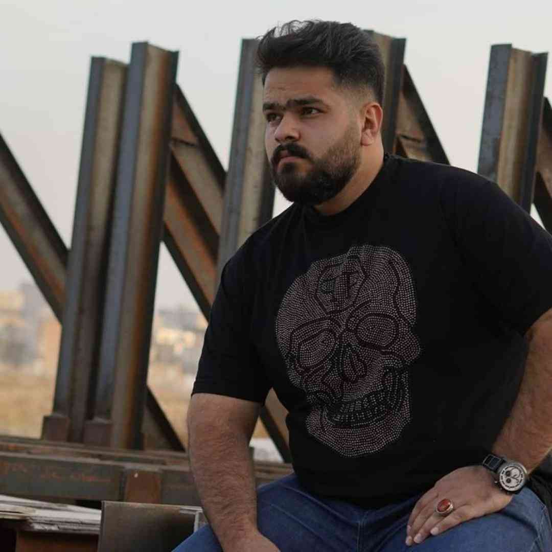 مهدی شریفی عشق