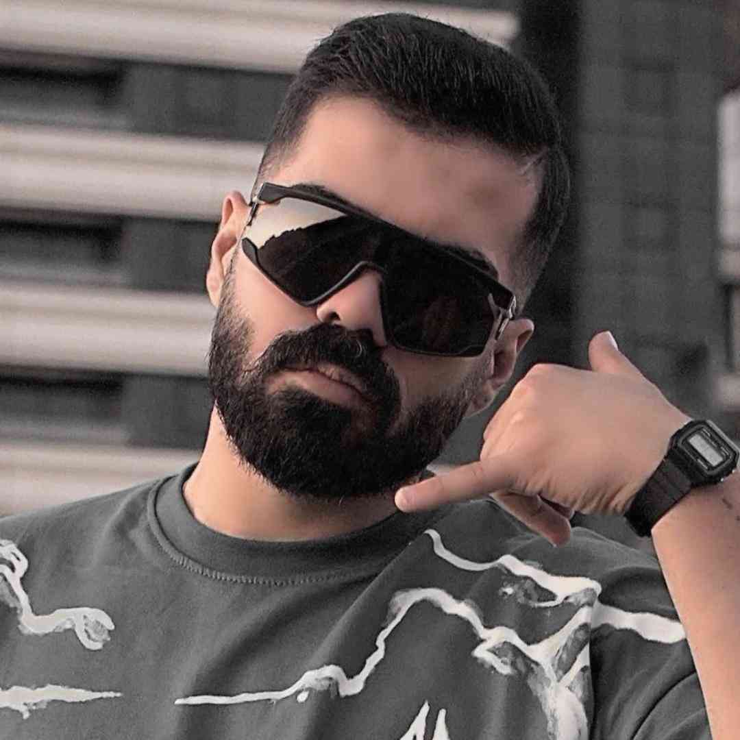 عادل میرزایی با تو خندهام از ته دله عادی نیست