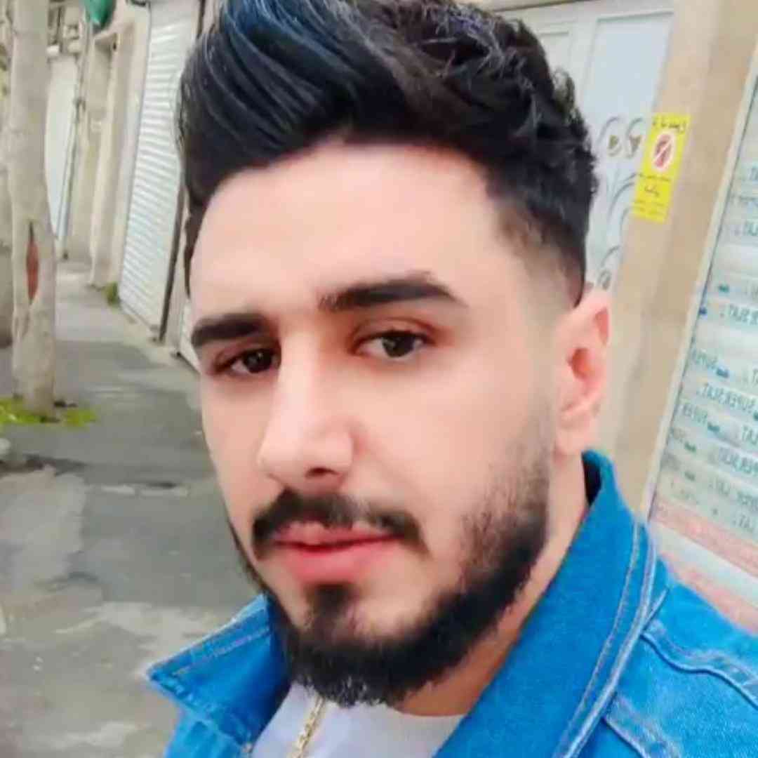 سینا پرهیز پشت کردی به مه رو کردی به کی