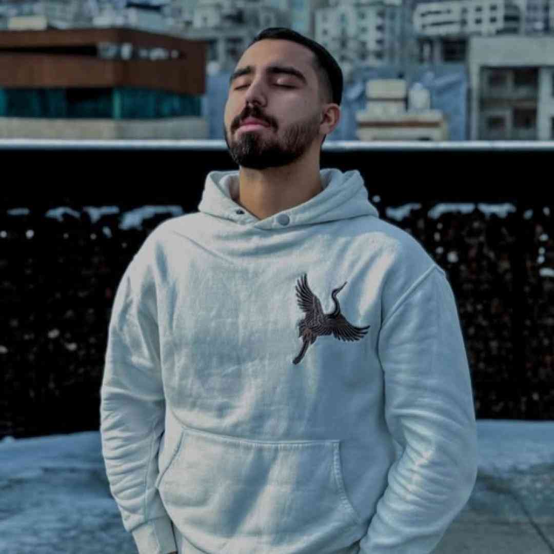 طاها من داد میزنم حتی اینو توی خواب