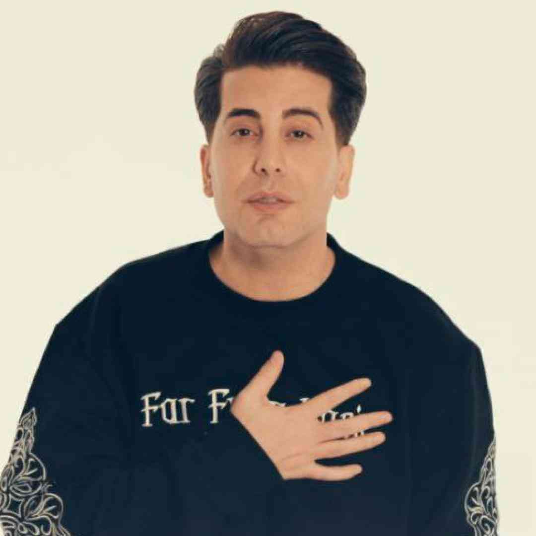 فرشاد آزادی تو رتی مه هم رتم و دست