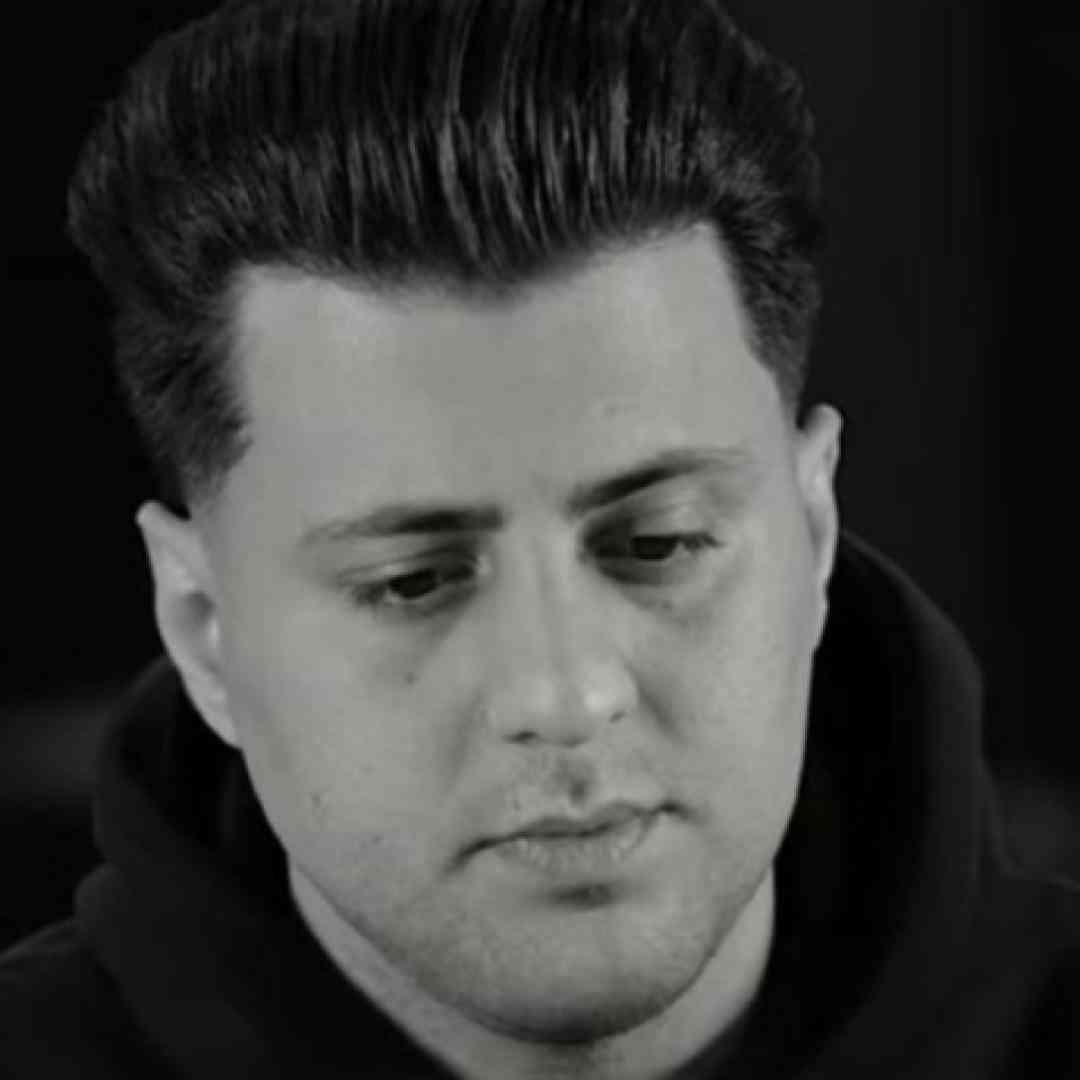 سبحان رستمی شد شد نشد قاچاقی میزنیم میریم
