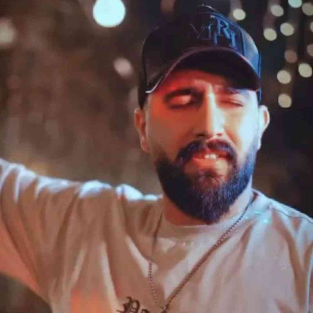 محمد امیری لج مکنه قهر مکنه با خشاب پر بهم حمله مکنه