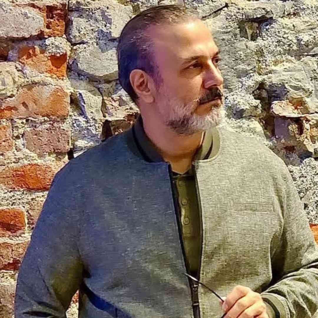علیرضا قربانی نپرس در هوای تو کدام لحظه گم شدم