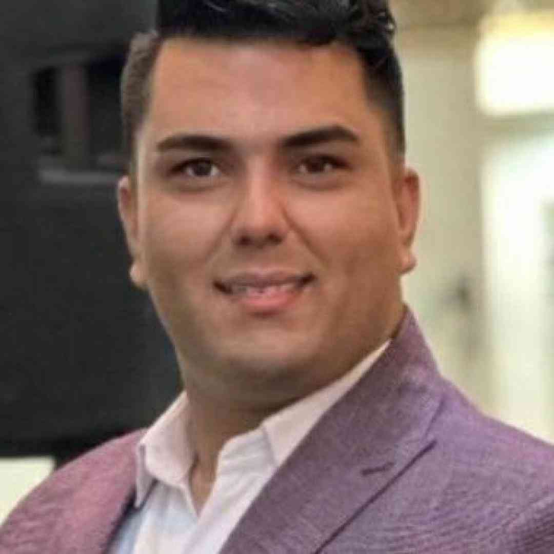 جواد جراحی ماه گلی