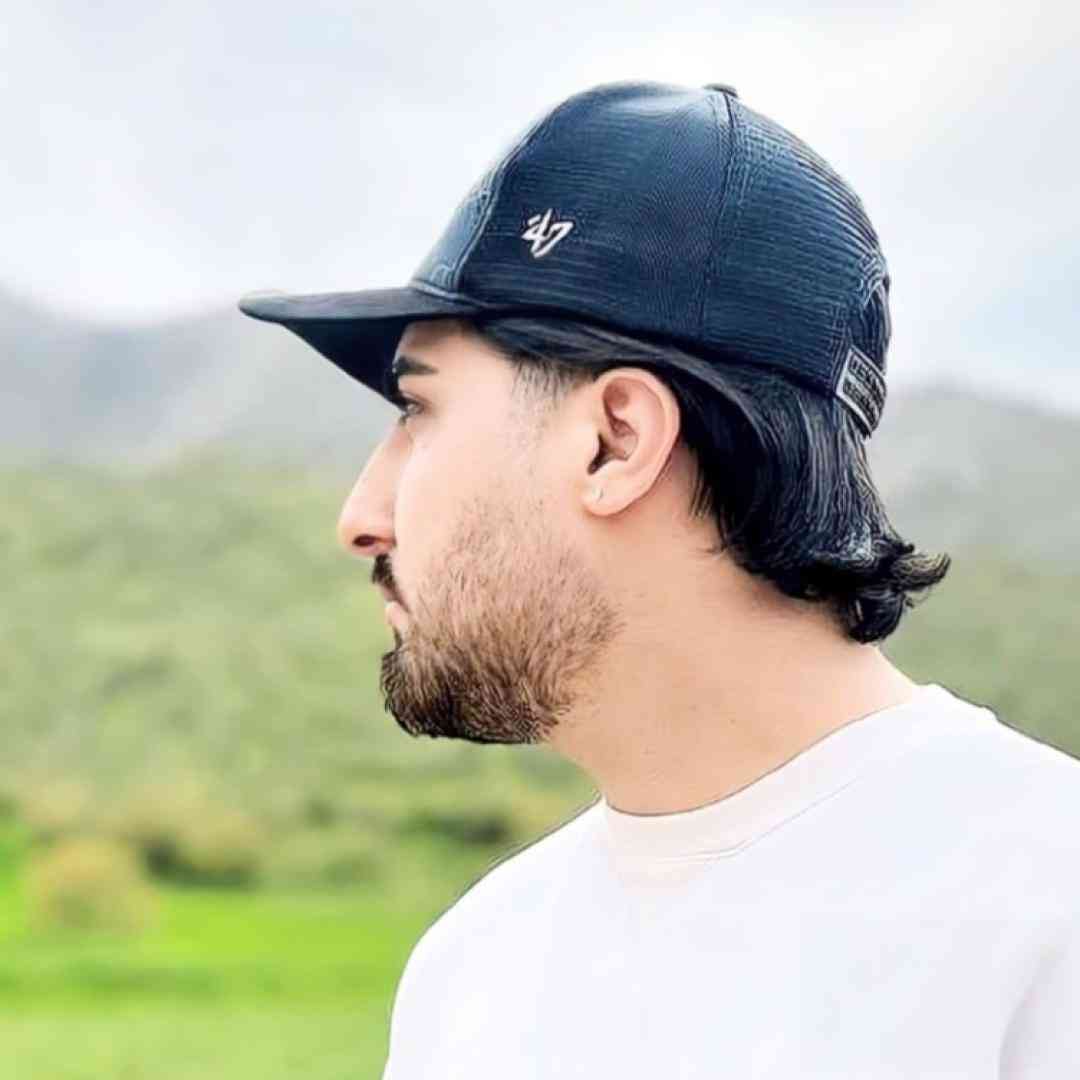 امیر لیام وسط این خیابانو دور از تو من جونو تنم مرد