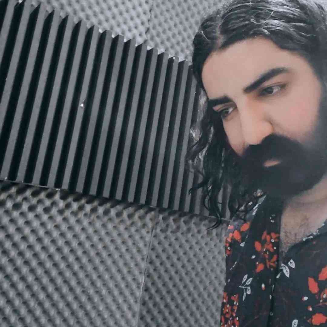 میلاد غلامی خدا وی بنه وی نه یه نه او فقط خوی