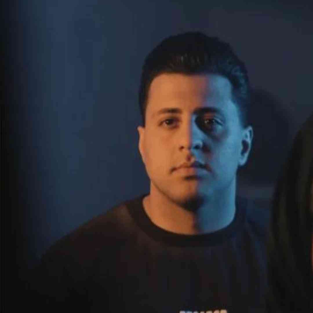 سبحان رستمی یه وقتایی هست دلت مخواد برگرده حیف