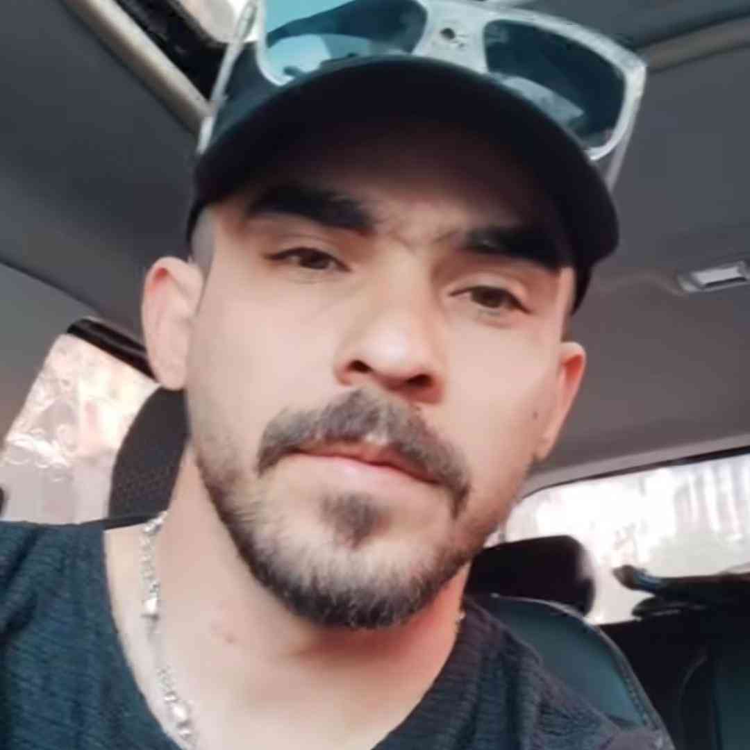 بهمن سپهوند چو پشت شون