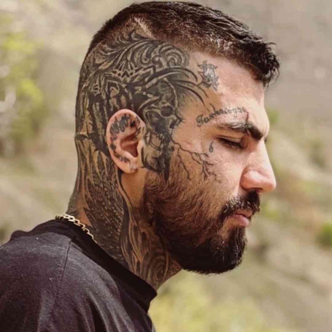 مهدیار خاک تو سر پلشتت نداری تو اصلا دل
