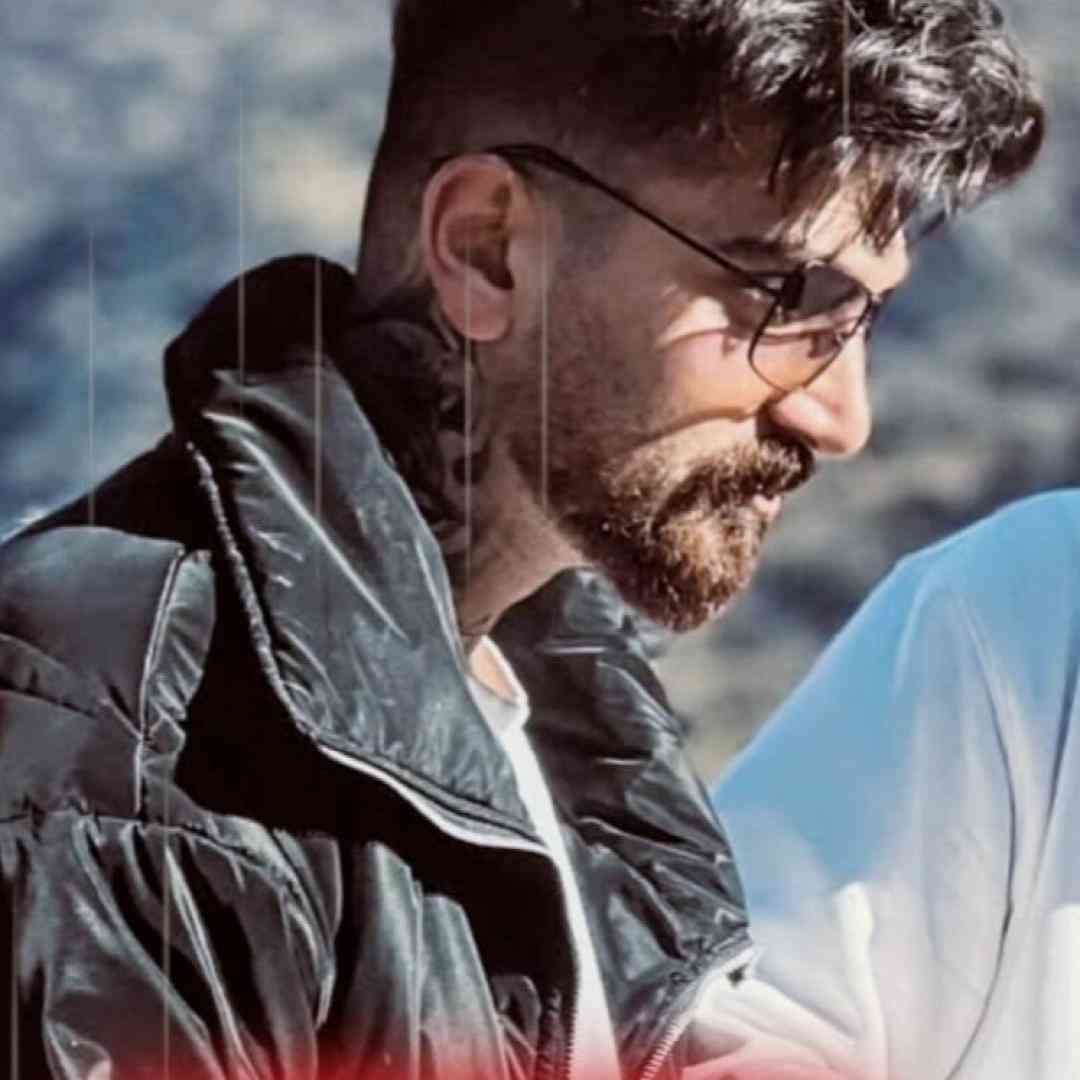 ماهان خادمی منی یار قشنگه