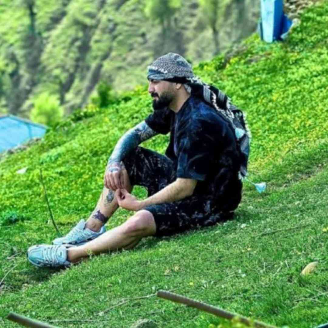 رامین تجنگی برو برو برگرد و خوب دوراتو بزن نمون حتی یه ساعت