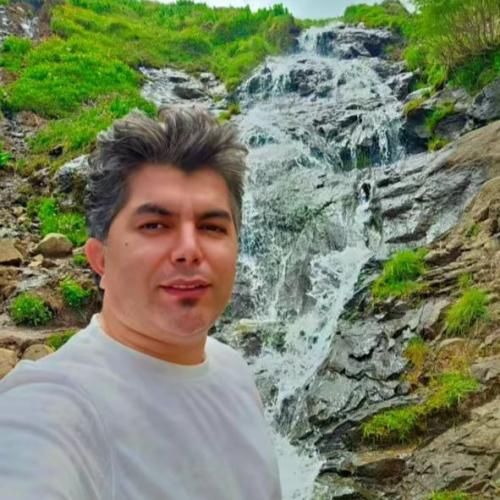 علی رزاقی باغبان آغلار حالوما